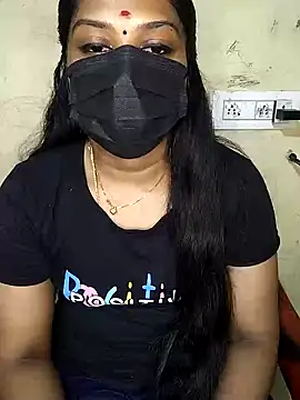 Snapshot of Tamil_Attitude_queen chatting on 31, 10, 2025 Tamil Attitude queen online show from 31, 10, 2025
