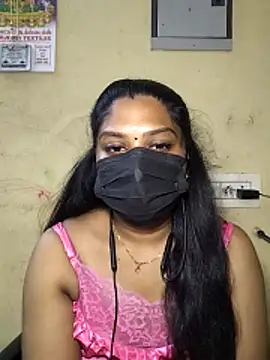 Snapshot of Tamil_Attitude_queen chatting on 14, 4, 2026 Tamil Attitude queen online show from 14, 4, 2026
