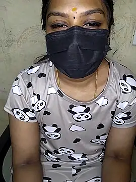 Snapshot of Tamil_Attitude_queen chatting on 15, 9, 2025 Tamil Attitude queen online show from 15, 9, 2025