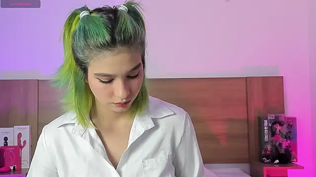 Snapshot of Akatsumi_ chatting on 16, 2, 2026 Akatsumi online show from 16, 2, 2026