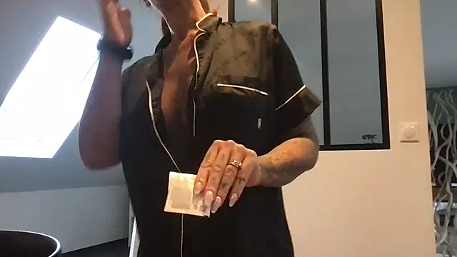 AmyStone   online show from 25, 9, 2025