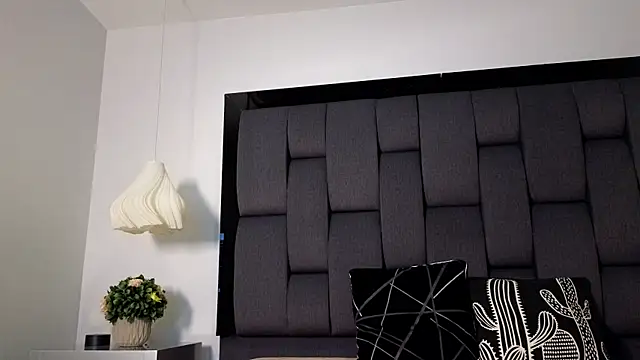 Snapshot of Calipso_Parisi chatting on 11, 10, 2025 Calipso Parisi online show from 11, 10, 2025