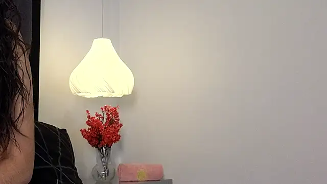 Snapshot of Calipso_Parisi chatting on 24, 11, 2025 Calipso Parisi online show from 24, 11, 2025