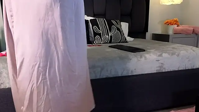 Snapshot of Calipso_Parisi chatting on 13, 11, 2025 Calipso Parisi online show from 13, 11, 2025