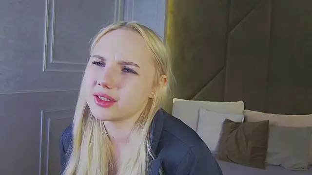 Sky Cutie online show from 4, 7, 2026
