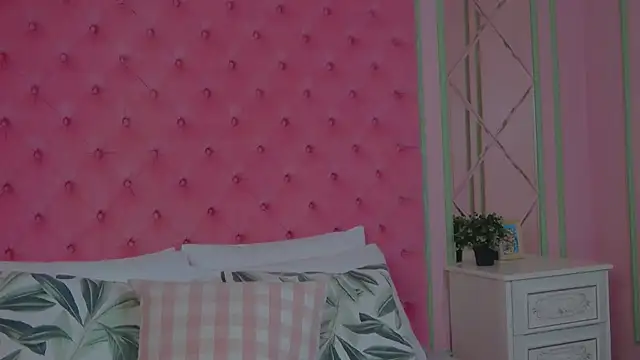 Sky Cutie online show from 7, 11, 2025