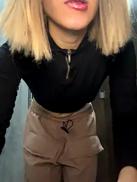 SweetBunnyGF online show from 1, 11, 2025