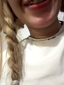 SweetBunnyGF online show from 8, 9, 2025