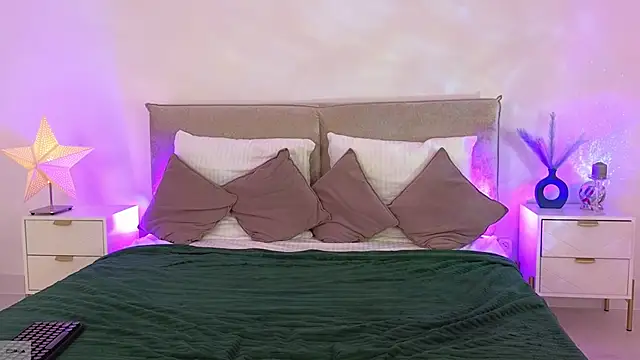 Jules night online show from 26, 11, 2025