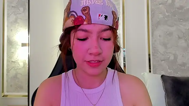 doll eyees  online show from 23, 9, 2025