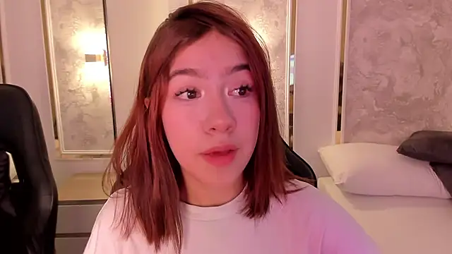 doll eyees  online show from 1, 10, 2025