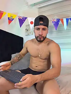 Snapshot of Thiago_Hill chatting on 28, 6, 2026 Thiago Hill online show from 28, 6, 2026