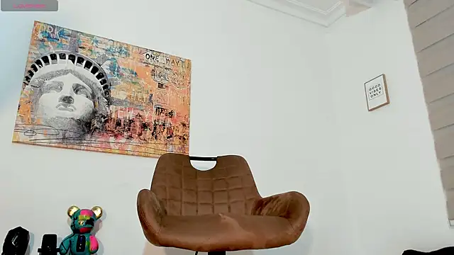 Thiago Hill online show from 22, 9, 2025