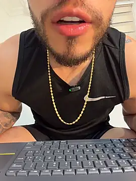 Thiago Hill online show from 7, 1, 2026