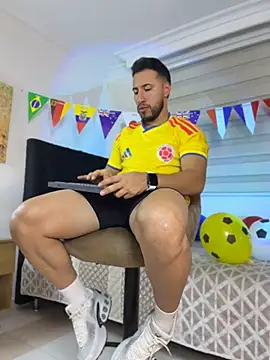 Snapshot of Thiago_Hill chatting on 24, 6, 2026 Thiago Hill online show from 24, 6, 2026