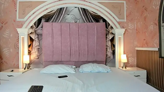 Snapshot of Dani_rivass chatting on 6, 10, 2025 Dani rivass online show from 6, 10, 2025