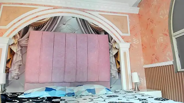 Snapshot of Dani_rivass chatting on 8, 10, 2025 Dani rivass online show from 8, 10, 2025