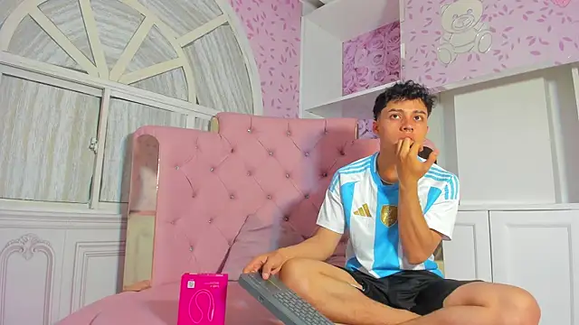 Snapshot of Dani_rivass chatting on 14, 10, 2025 Dani rivass online show from 14, 10, 2025