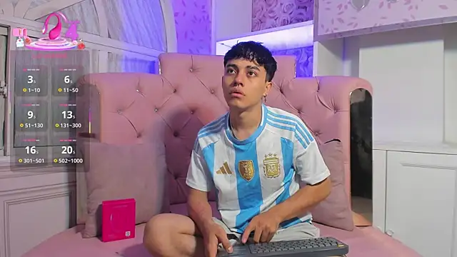 Snapshot of Dani_rivass chatting on 26, 11, 2025 Dani rivass online show from 26, 11, 2025