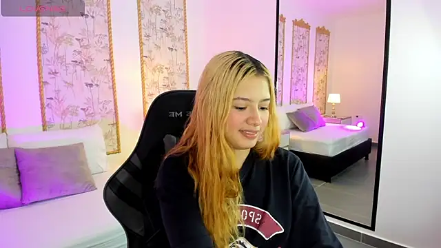 daniand  online show from 1, 11, 2025