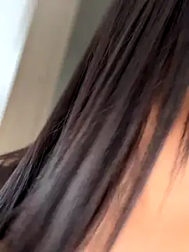 Lu090  online show from 4, 12, 2025