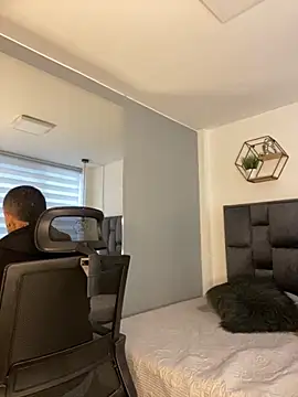 Snapshot of ALEXXX_KING chatting on 8, 10, 2025 ALEXXX KING online show from 8, 10, 2025