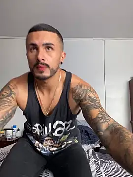 Snapshot of ALEXXX_KING chatting on 2, 10, 2025 ALEXXX KING online show from 2, 10, 2025