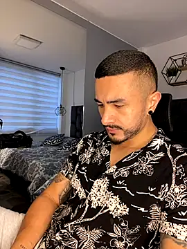 Snapshot of ALEXXX_KING chatting on 1, 10, 2025 ALEXXX KING online show from 1, 10, 2025