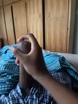 CreamyOff45 online show from 9, 2, 2026