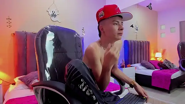 Nascary Fox online show from 29, 10, 2025