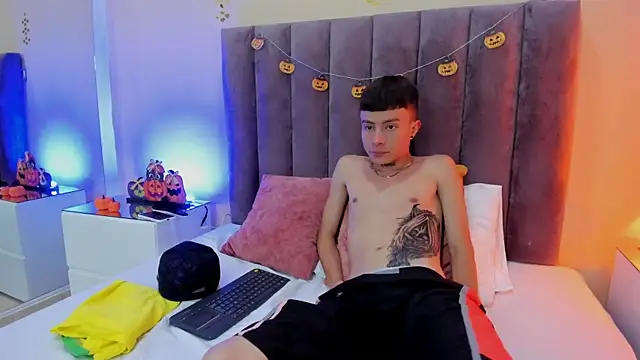 Nascary Fox online show from 15, 10, 2025