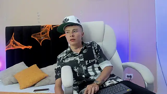 Nascary Fox online show from 4, 10, 2025