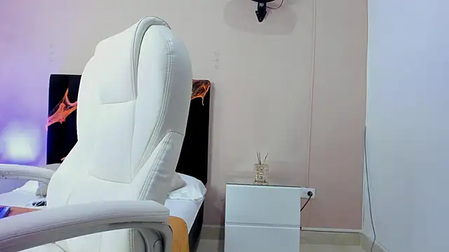 Nascary Fox online show from 10, 10, 2025