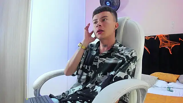 Nascary Fox online show from 12, 10, 2025