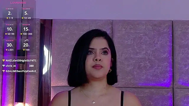 Martina-Roberts- online show from 28, 10, 2025