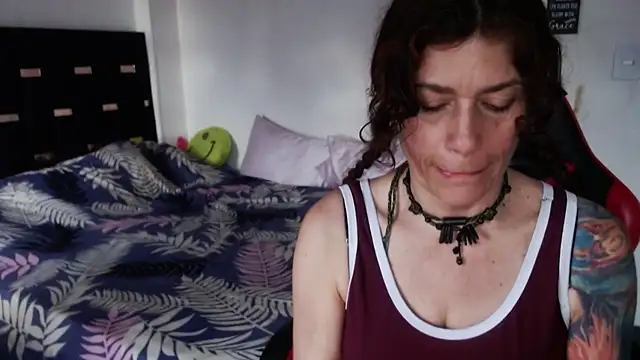 fenix colette online show from 10, 9, 2025