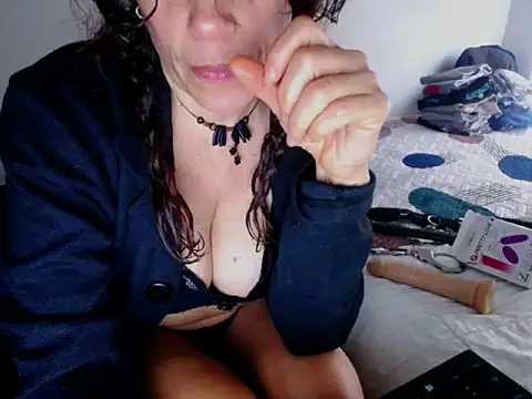 fenix colette online show from 9, 3, 2026