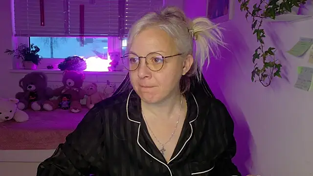 Linsy Kim online show from 14, 1, 2026