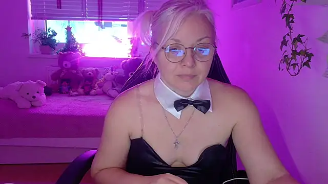 Linsy Kim online show from 15, 1, 2026