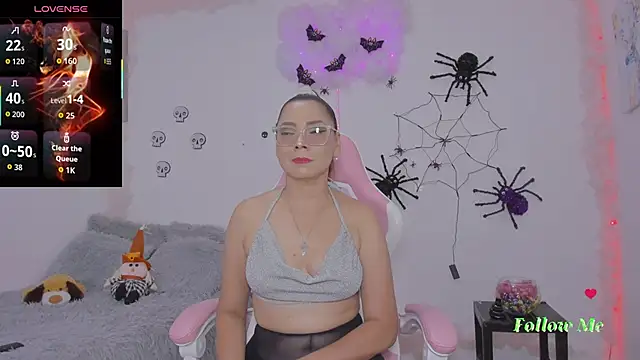 milfAaura online show from 25, 10, 2025