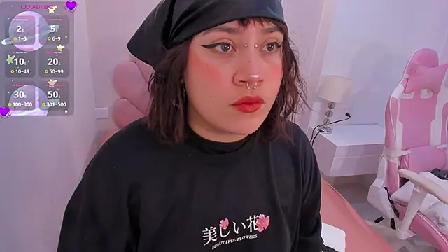 mia yeager online show from 12, 10, 2025