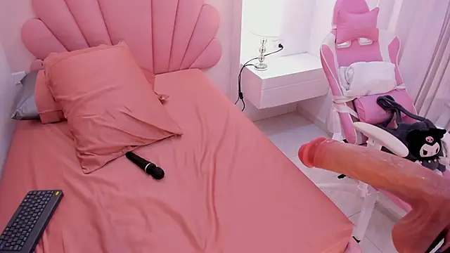 mia yeager online show from 19, 9, 2025