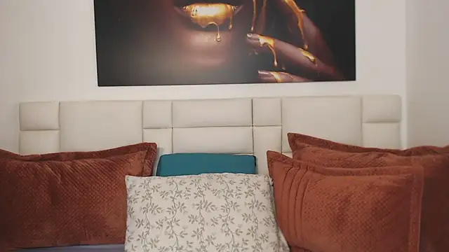 NicoletBlossom online show from 14, 1, 2026