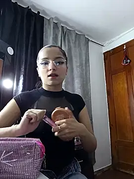 Snapshot of NaughtyLola_26 chatting on 1, 10, 2025 NaughtyLola 26 online show from 1, 10, 2025