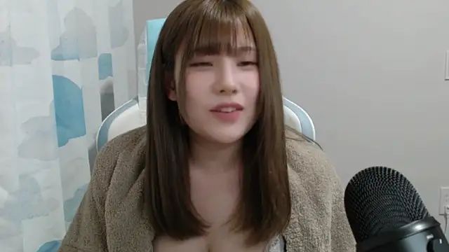 asuka xoxo online show from 31, 1, 2026