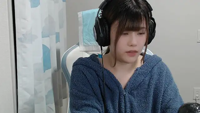 asuka xoxo online show from 1, 6, 2026