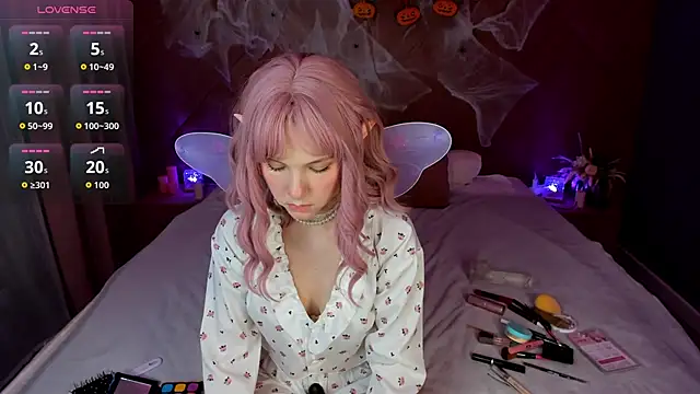 Snapshot of Hina_Smith chatting on 31, 10, 2025 Hina Smith online show from 31, 10, 2025