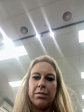 imyourgoodgirl69 online show from 6, 3, 2026