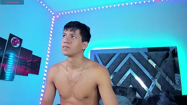 Robertmiller21 online show from 5, 10, 2025