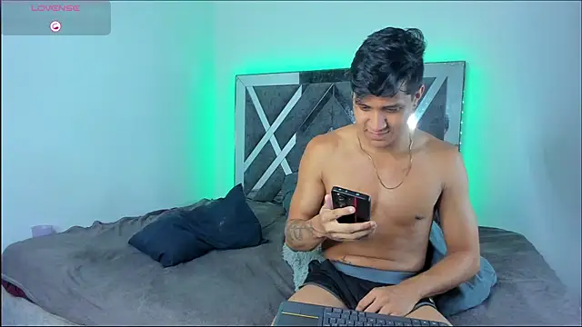 Robertmiller21 online show from 30, 3, 2026